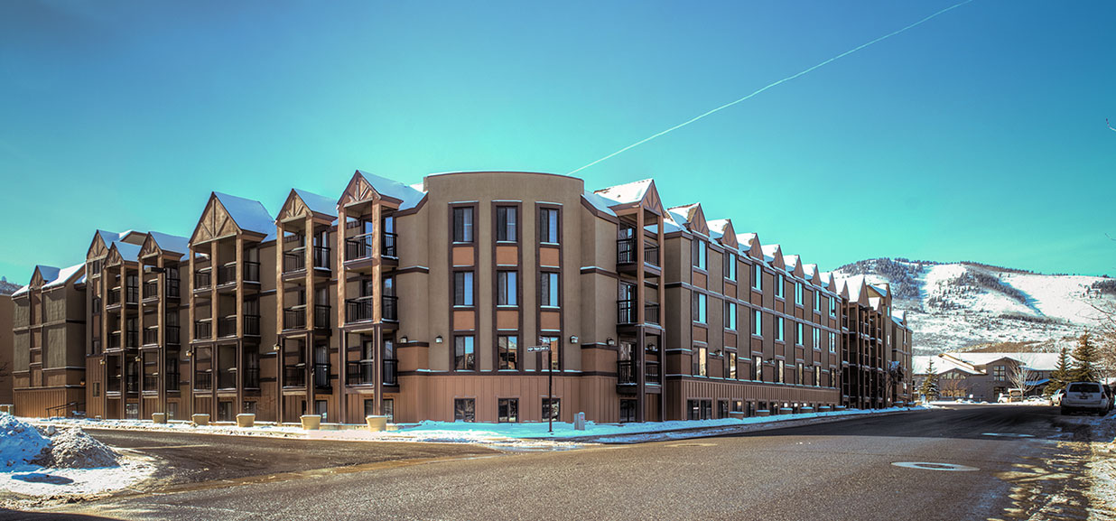 A variety of lodging options from hotel to condo, you choose.